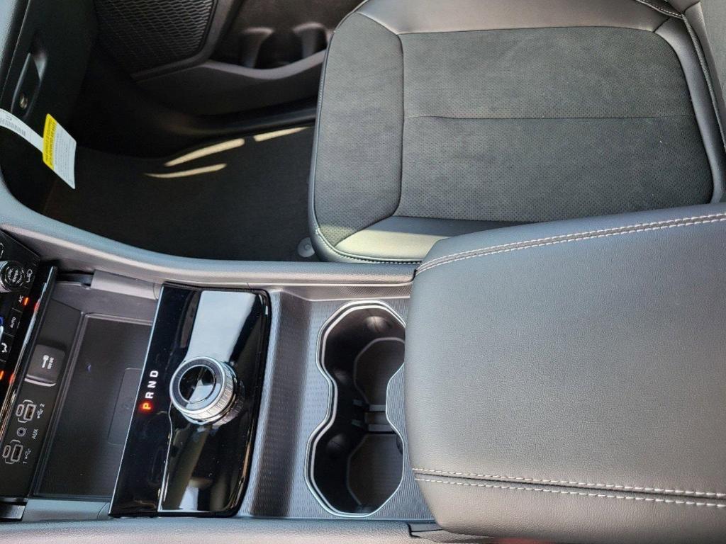 new 2025 Jeep Grand Cherokee car, priced at $43,696