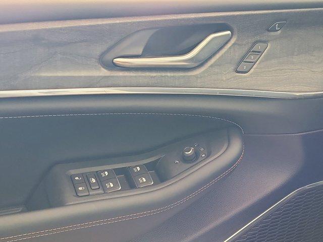new 2025 Jeep Grand Cherokee L car, priced at $60,991