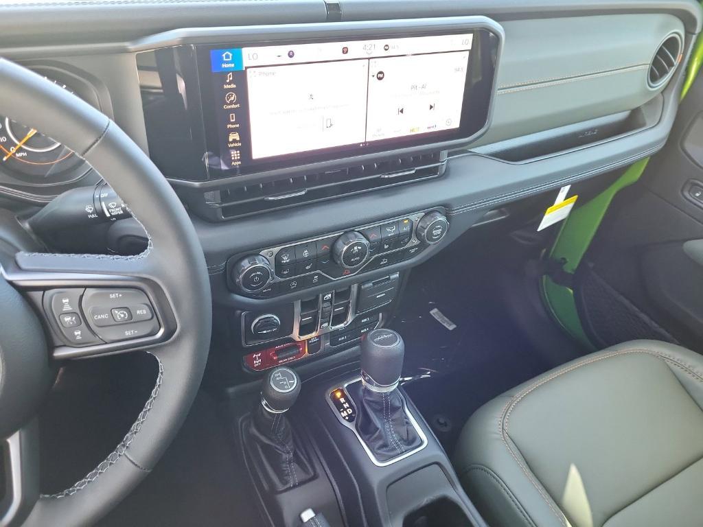 new 2025 Jeep Gladiator car, priced at $54,091