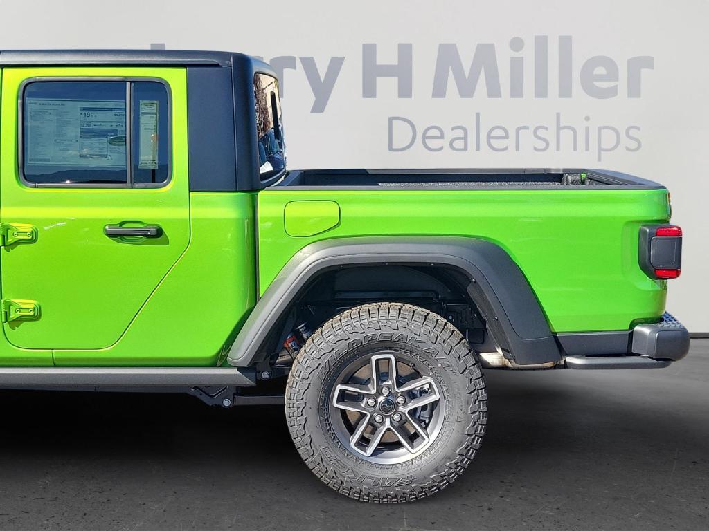 new 2025 Jeep Gladiator car, priced at $54,091