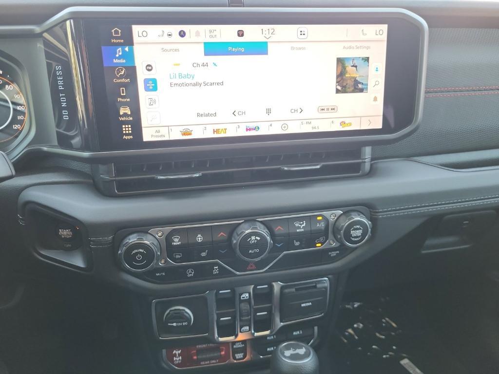 new 2025 Jeep Wrangler car, priced at $54,306