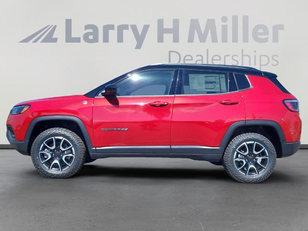 new 2025 Jeep Compass car, priced at $33,281