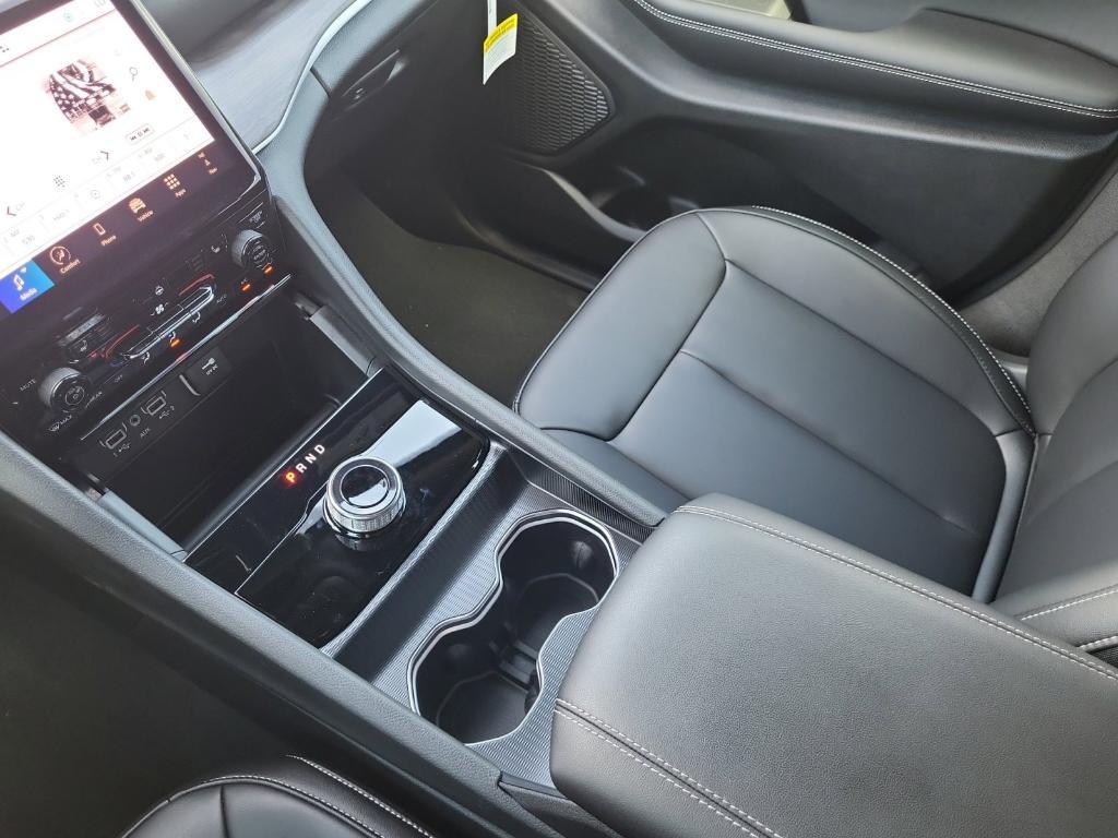 new 2025 Jeep Grand Cherokee L car, priced at $41,091