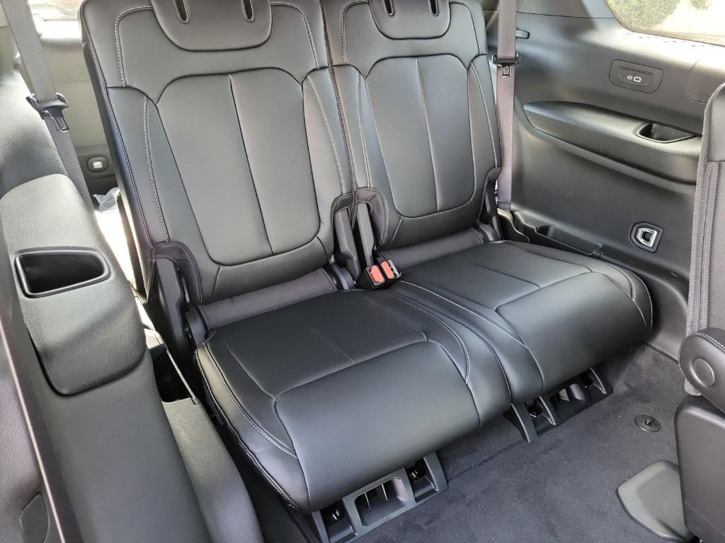 new 2025 Jeep Grand Cherokee L car, priced at $41,091