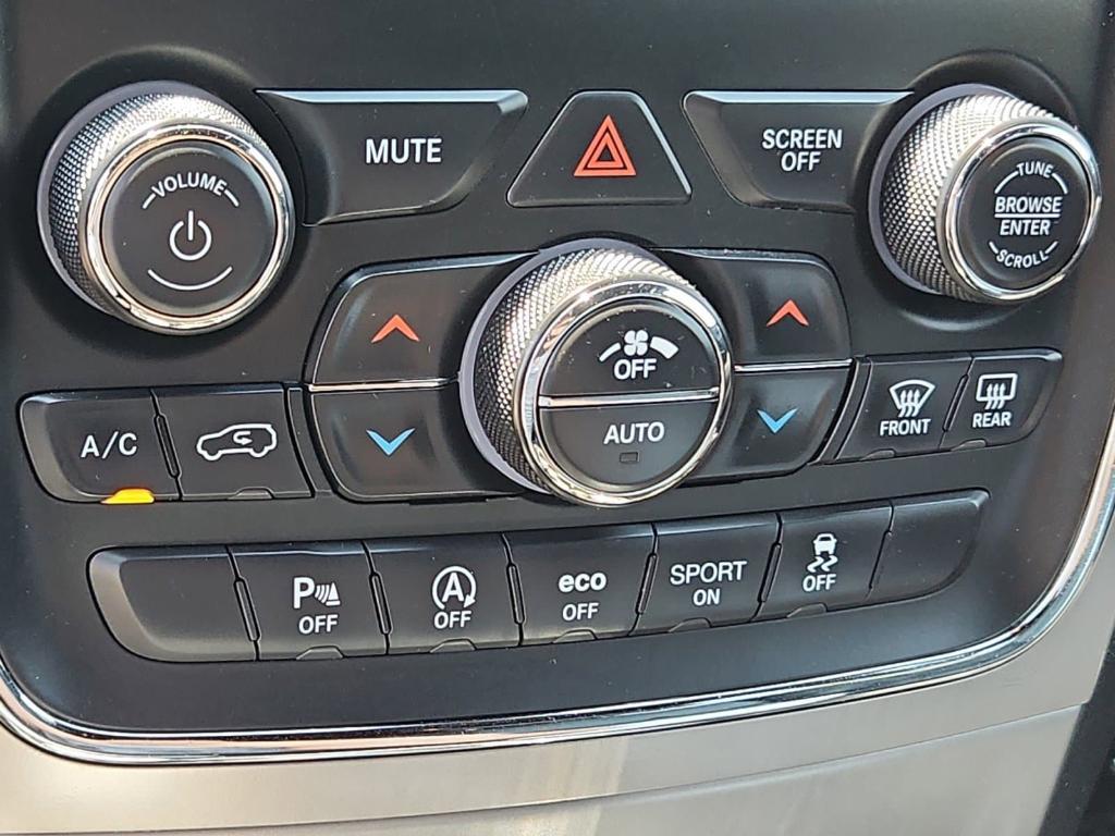 used 2021 Jeep Grand Cherokee car, priced at $23,987