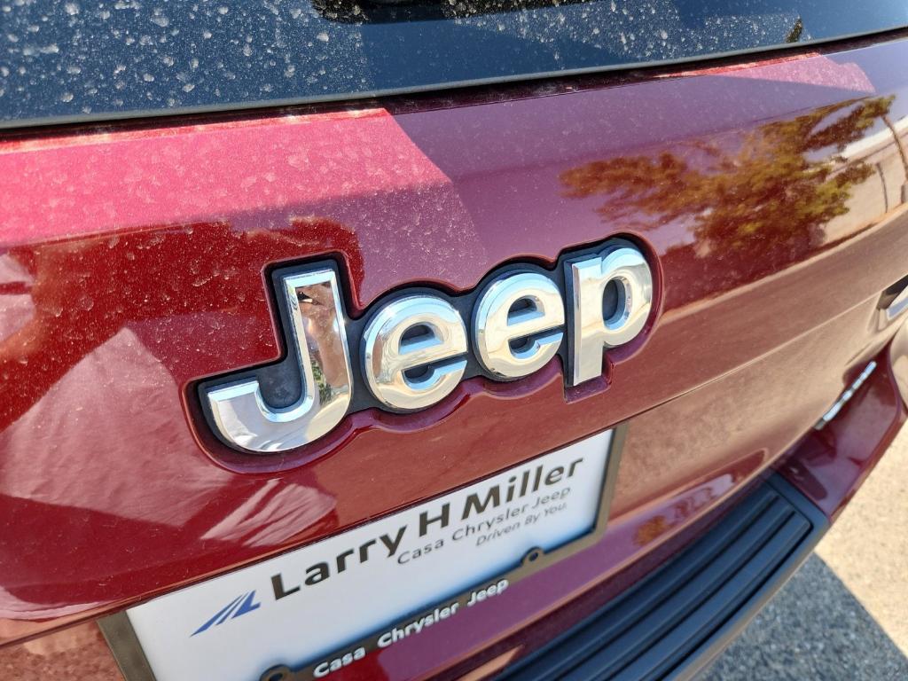 used 2021 Jeep Grand Cherokee car, priced at $23,987