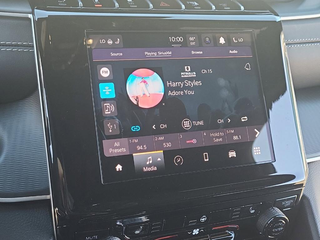 new 2025 Jeep Grand Cherokee car, priced at $42,696