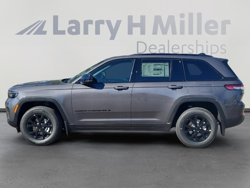 new 2025 Jeep Grand Cherokee car, priced at $42,696
