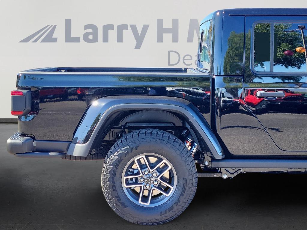 new 2025 Jeep Gladiator car, priced at $57,211