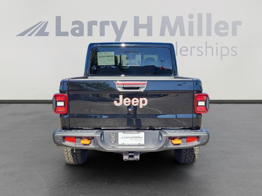 new 2025 Jeep Gladiator car, priced at $57,211
