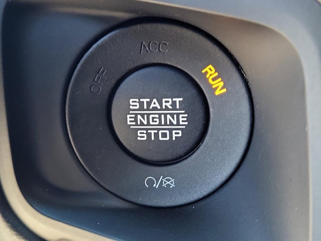 new 2025 Jeep Gladiator car, priced at $57,211