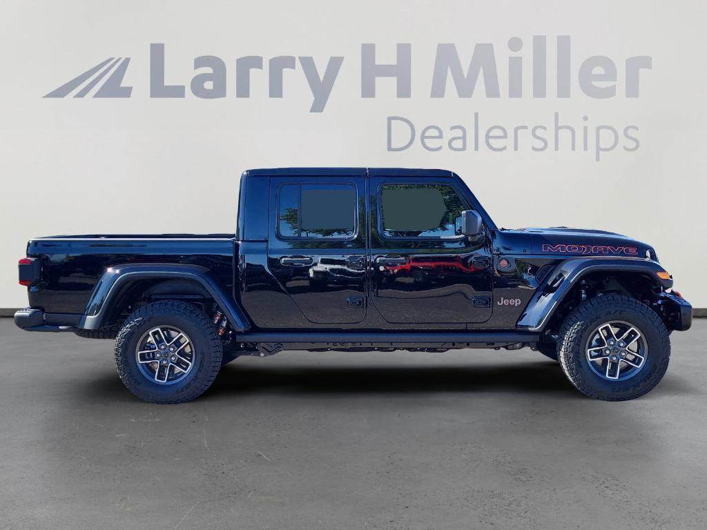 new 2025 Jeep Gladiator car, priced at $57,211