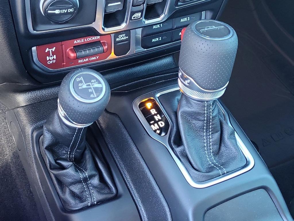 new 2025 Jeep Gladiator car, priced at $57,211