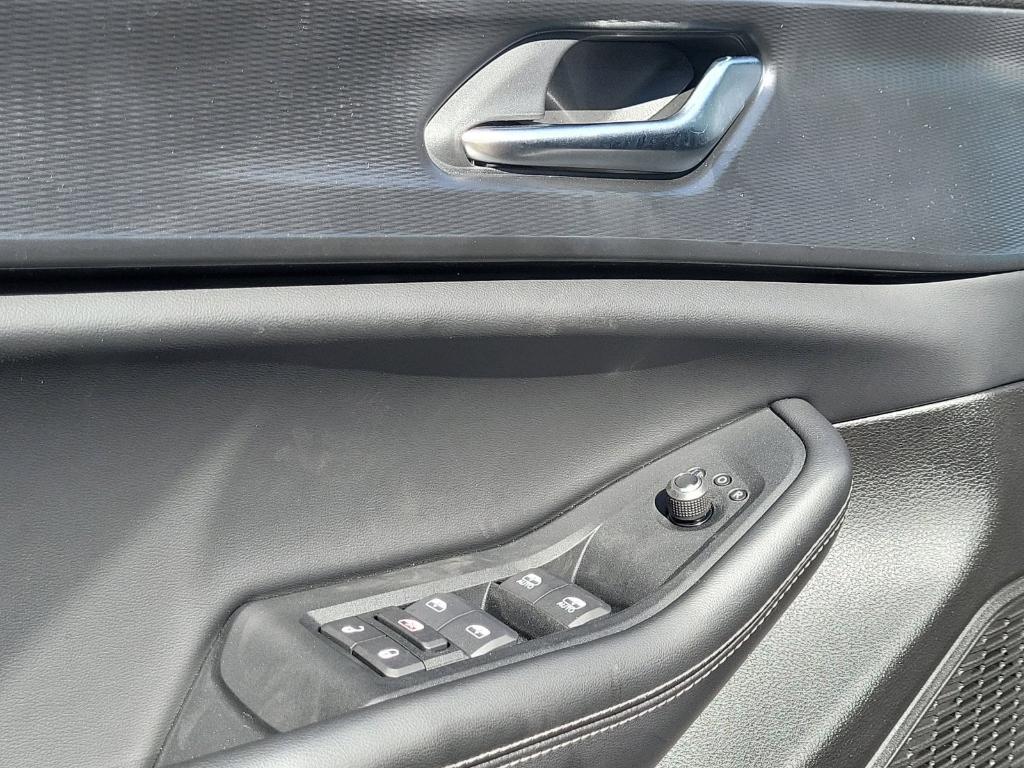 new 2025 Jeep Grand Cherokee L car, priced at $44,946