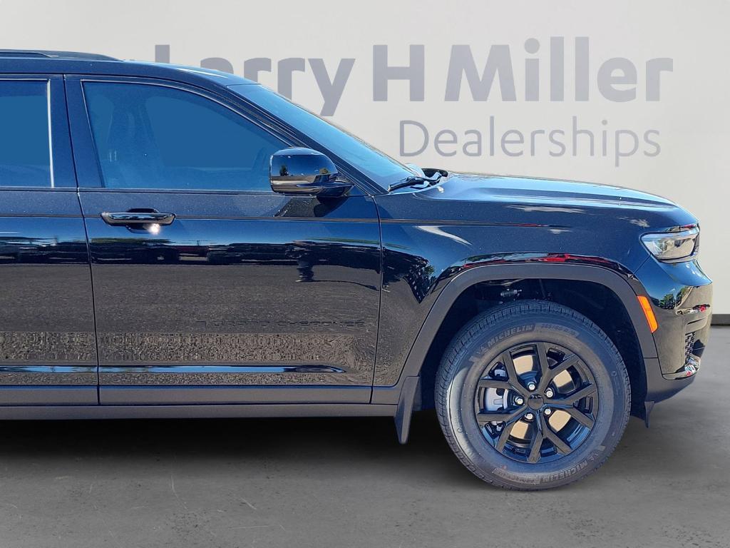 new 2025 Jeep Grand Cherokee L car, priced at $44,946