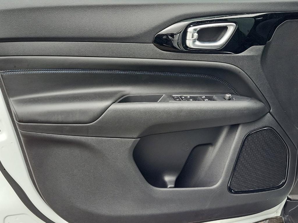 new 2026 Jeep Compass car, priced at $35,526