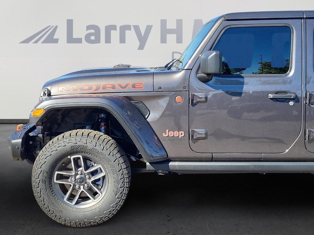new 2025 Jeep Gladiator car, priced at $57,211