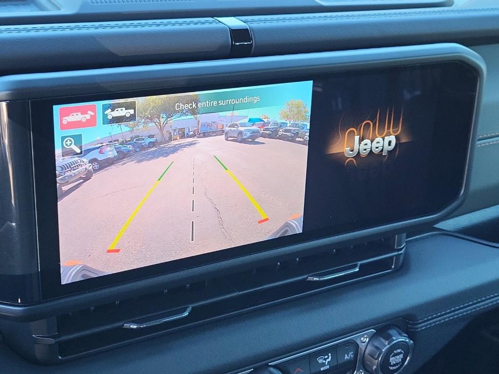 new 2025 Jeep Gladiator car, priced at $57,211