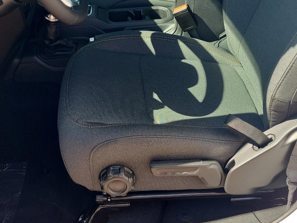 new 2025 Jeep Wrangler car, priced at $52,316