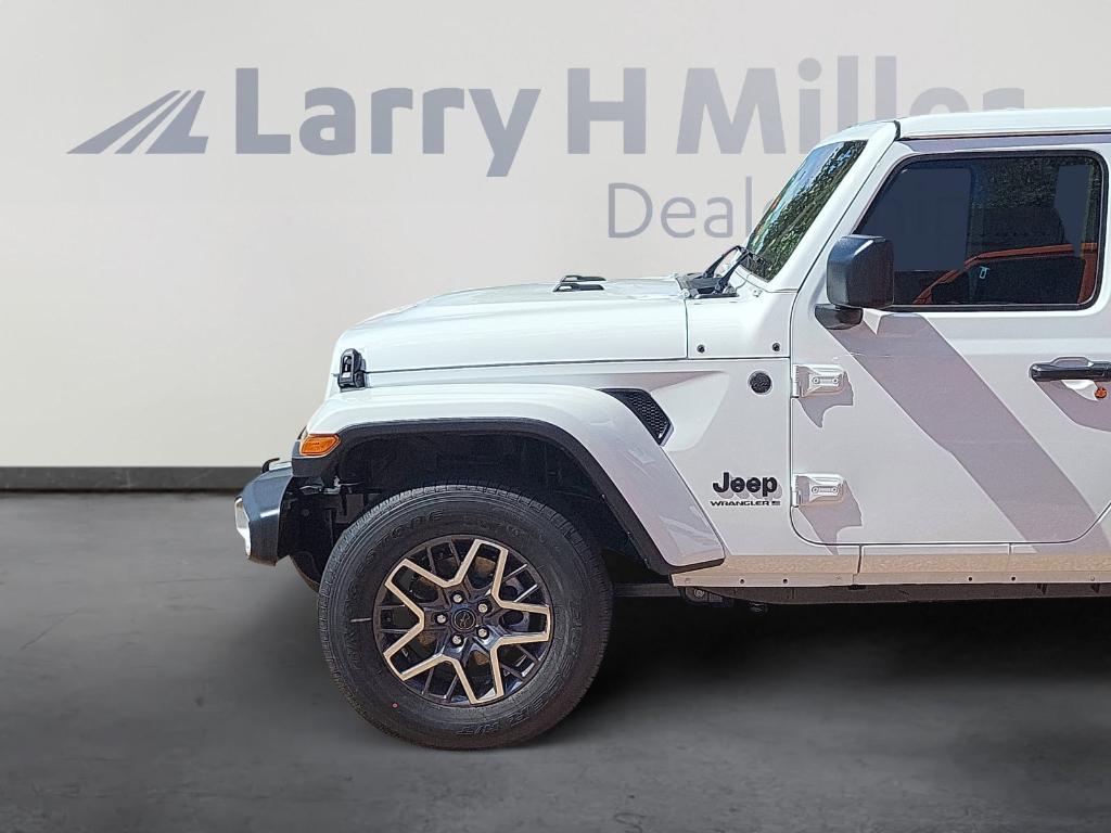 new 2025 Jeep Wrangler car, priced at $52,316