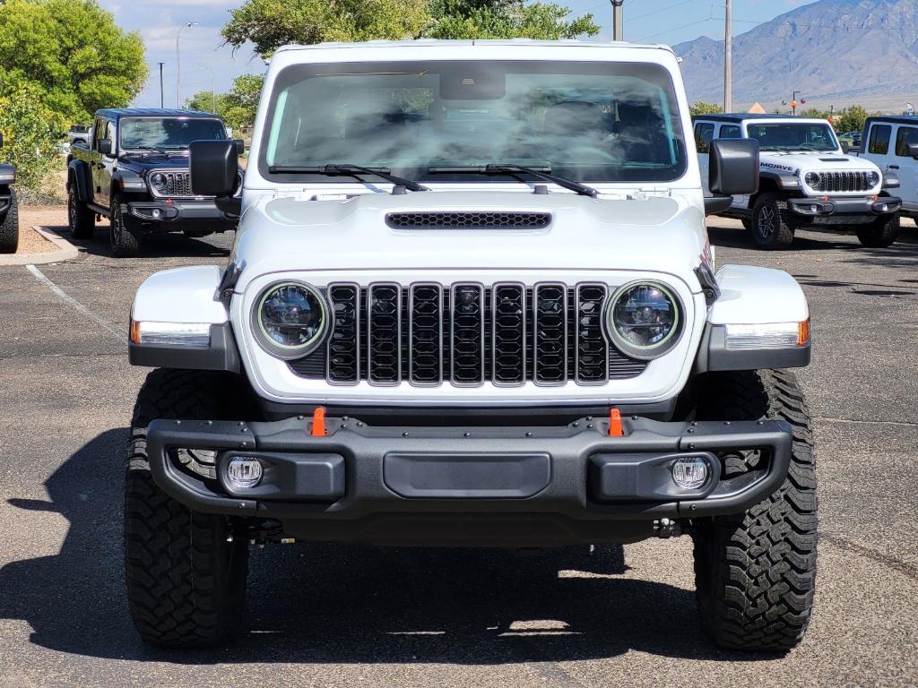 new 2025 Jeep Gladiator car, priced at $58,701