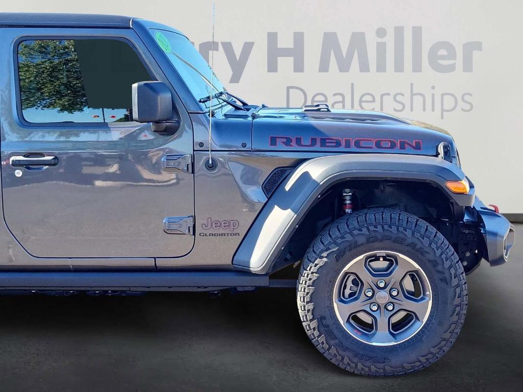used 2021 Jeep Gladiator car, priced at $34,455