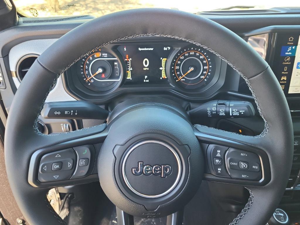new 2025 Jeep Wrangler car, priced at $45,836