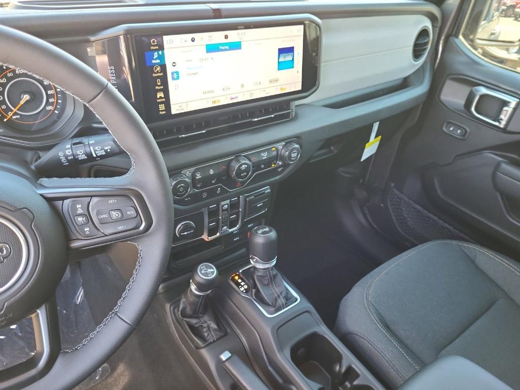 new 2025 Jeep Wrangler car, priced at $45,836