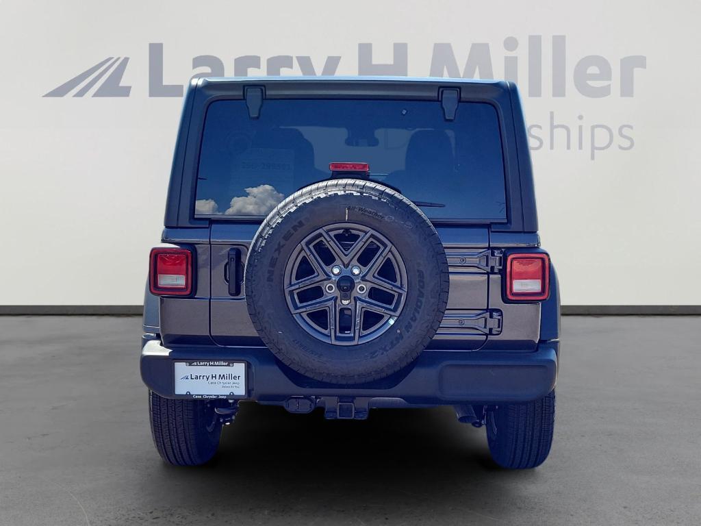 new 2025 Jeep Wrangler car, priced at $45,836