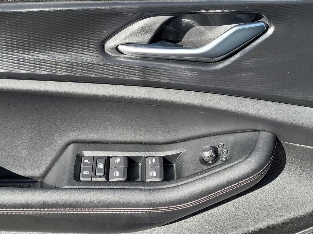 new 2025 Jeep Grand Cherokee car, priced at $43,196