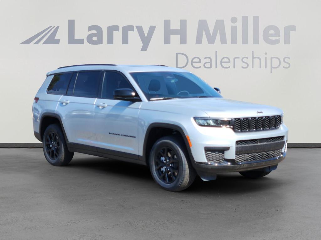 new 2025 Jeep Grand Cherokee L car, priced at $42,863
