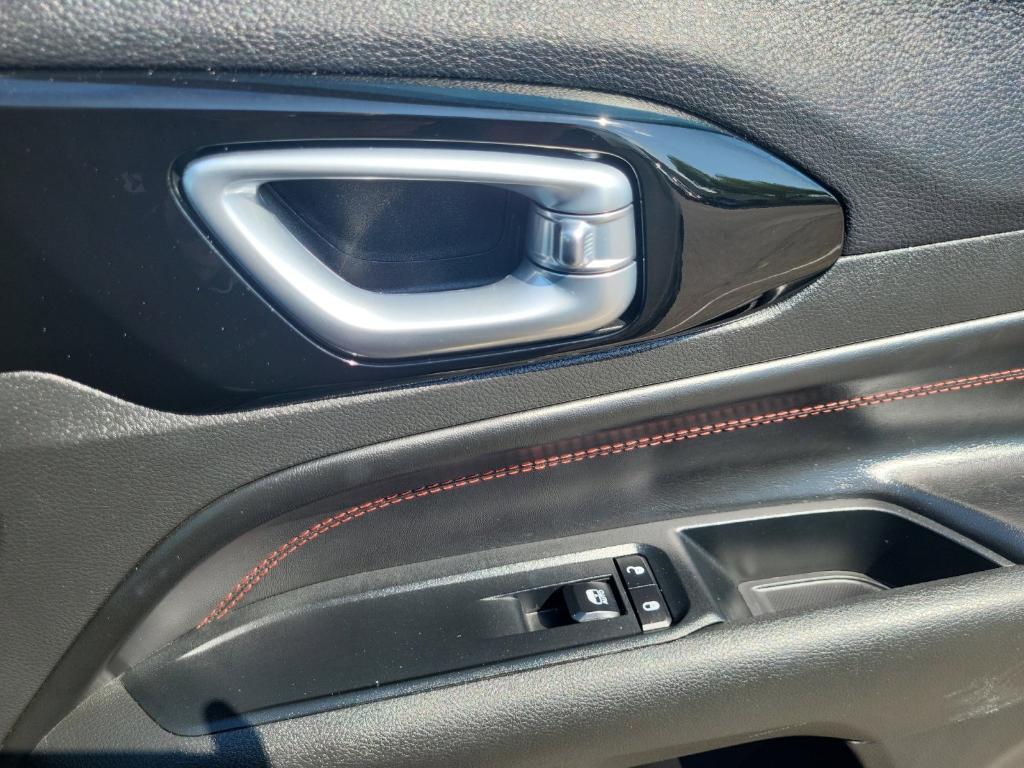 used 2023 Jeep Compass car, priced at $24,932