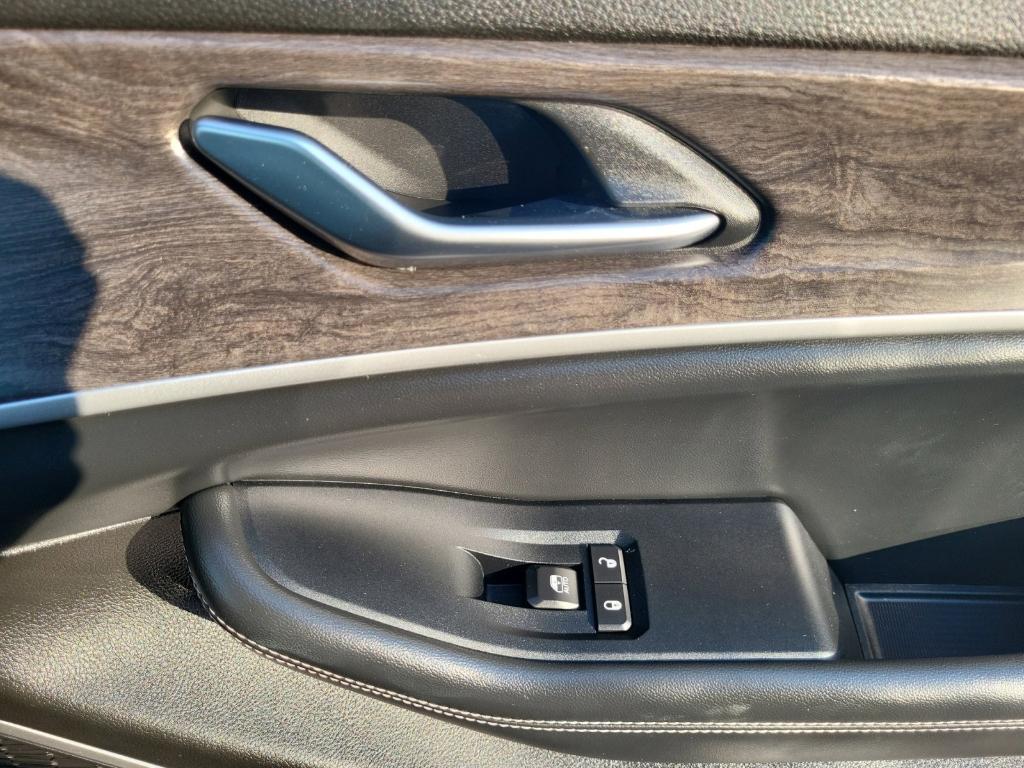 used 2022 Jeep Grand Cherokee L car, priced at $33,271