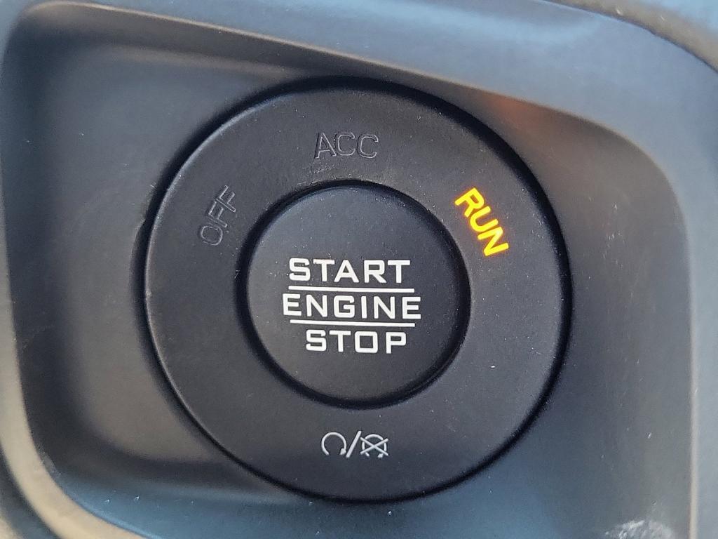 new 2025 Jeep Gladiator car, priced at $58,306