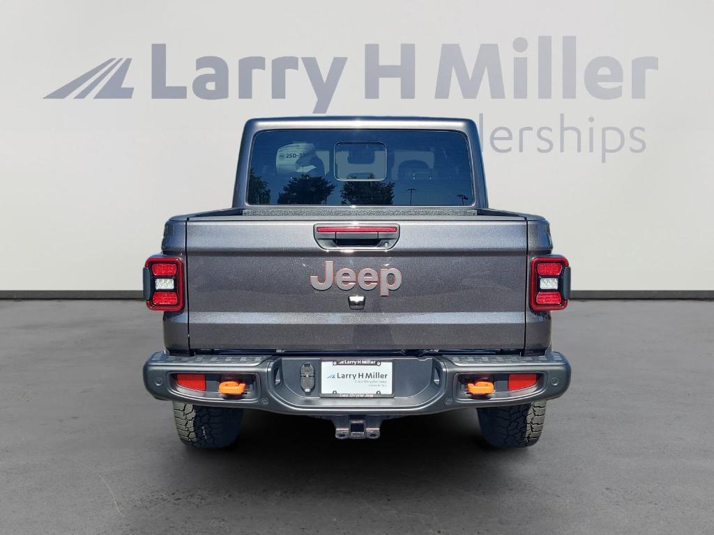 new 2025 Jeep Gladiator car, priced at $58,306