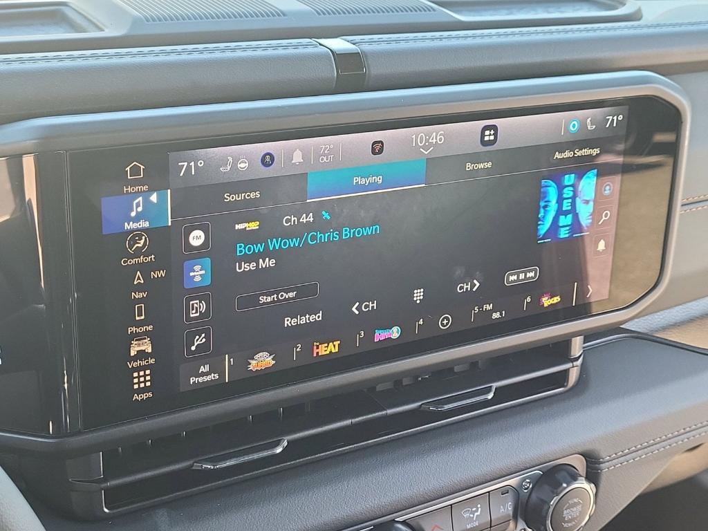 new 2025 Jeep Gladiator car, priced at $58,306