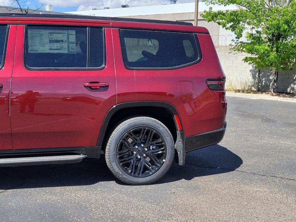 new 2024 Jeep Wagoneer car, priced at $75,071