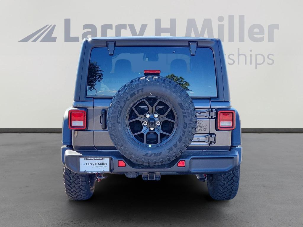 new 2025 Jeep Wrangler car, priced at $46,371