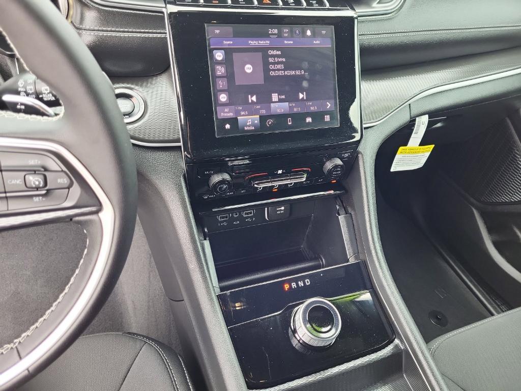 used 2025 Jeep Grand Cherokee car, priced at $41,292