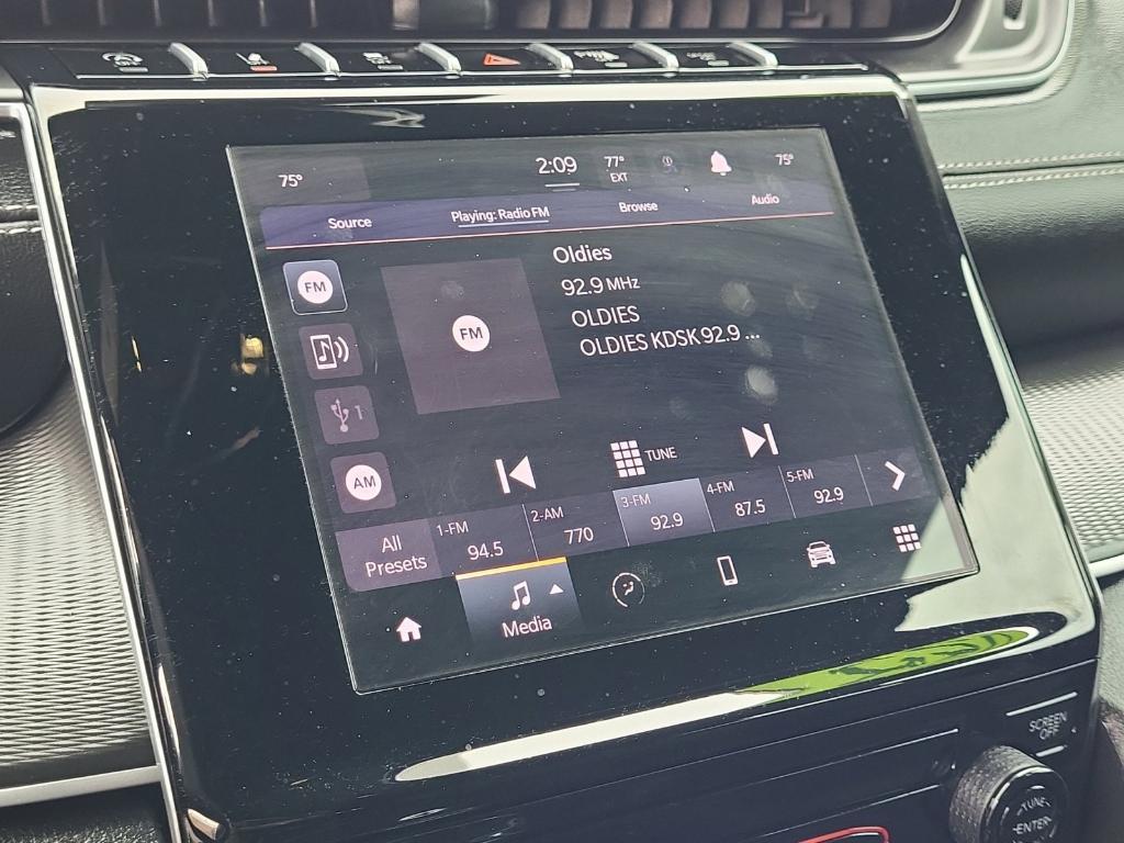 used 2025 Jeep Grand Cherokee car, priced at $41,292