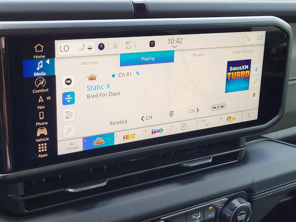 new 2025 Jeep Gladiator car, priced at $57,981