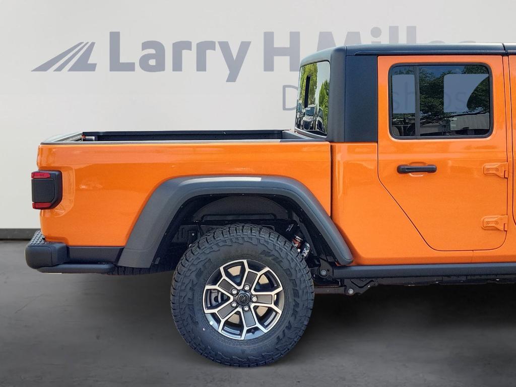 new 2025 Jeep Gladiator car, priced at $57,981