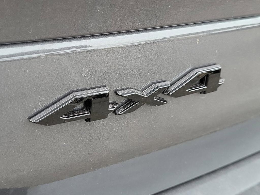 new 2025 Jeep Grand Cherokee car, priced at $44,341