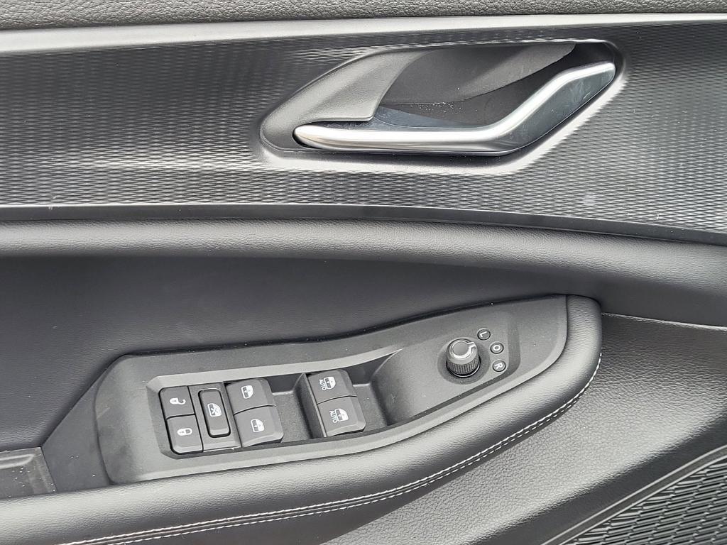 new 2025 Jeep Grand Cherokee car, priced at $44,341