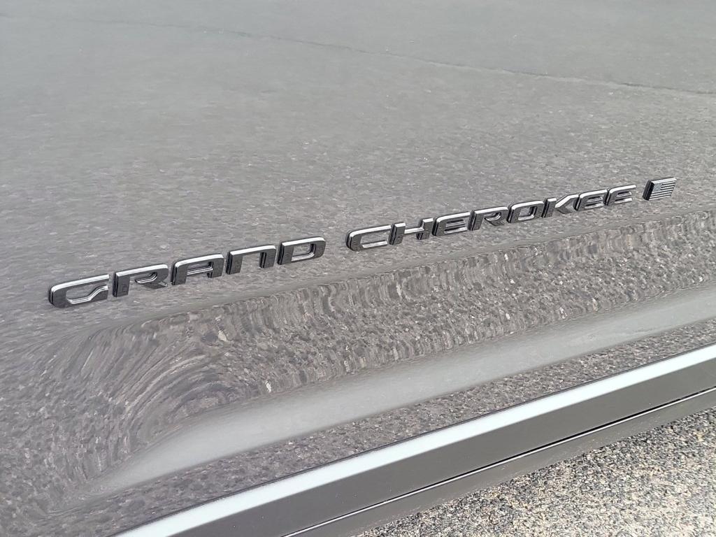 new 2025 Jeep Grand Cherokee car, priced at $44,341