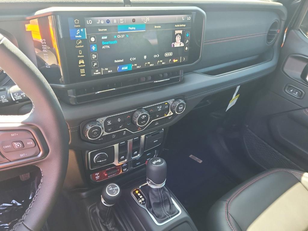 new 2025 Jeep Wrangler car, priced at $53,296