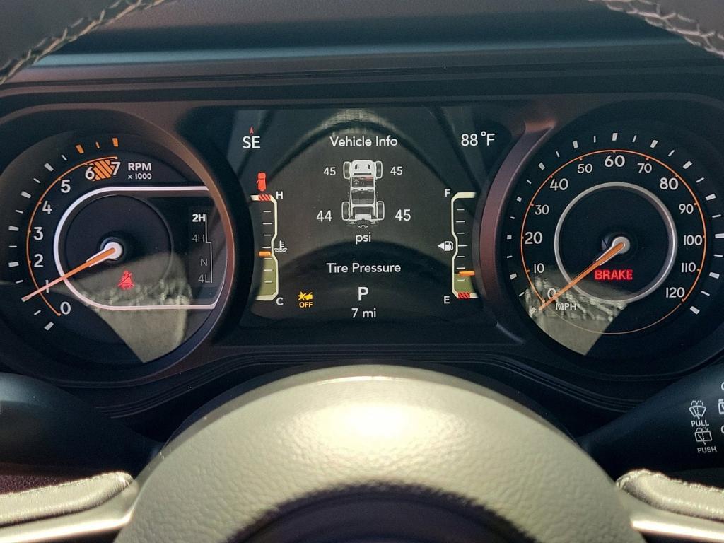 new 2025 Jeep Wrangler car, priced at $53,296