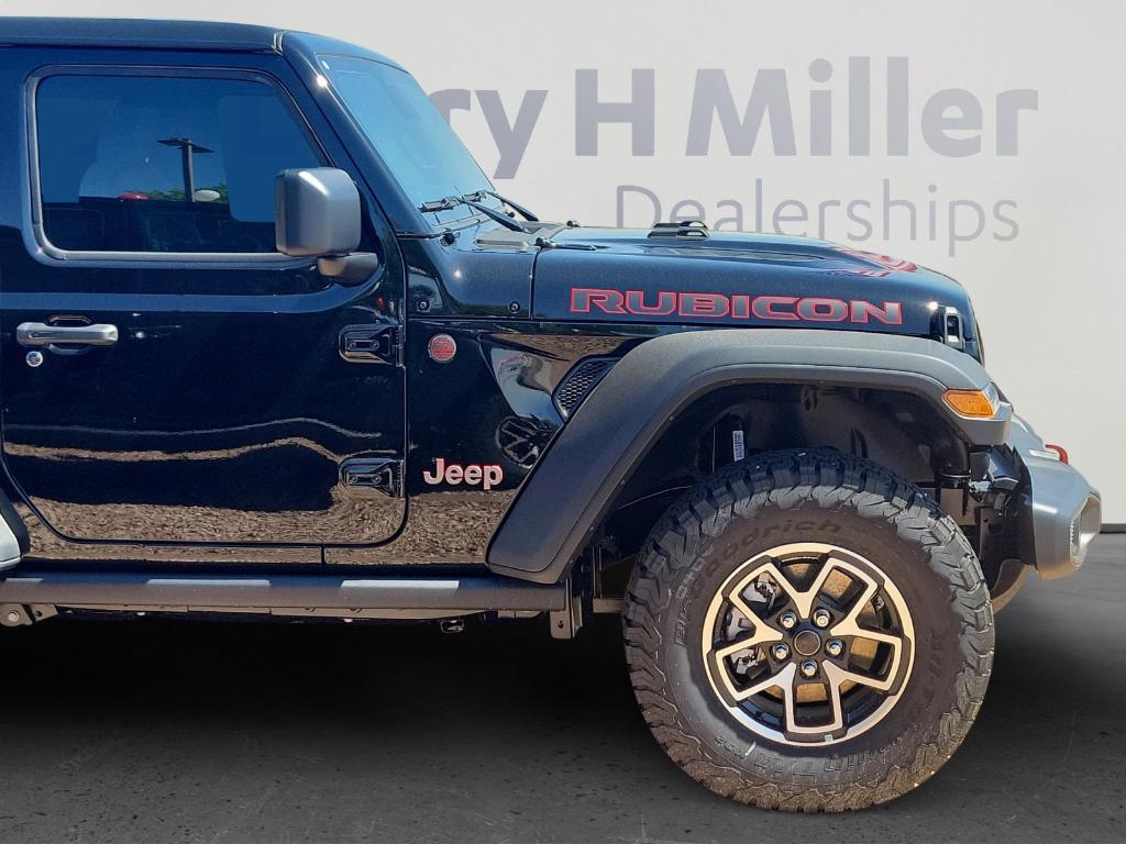 new 2025 Jeep Wrangler car, priced at $53,296