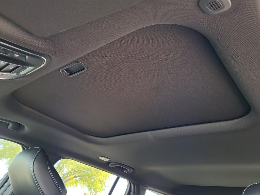 new 2025 Jeep Grand Cherokee car, priced at $42,601