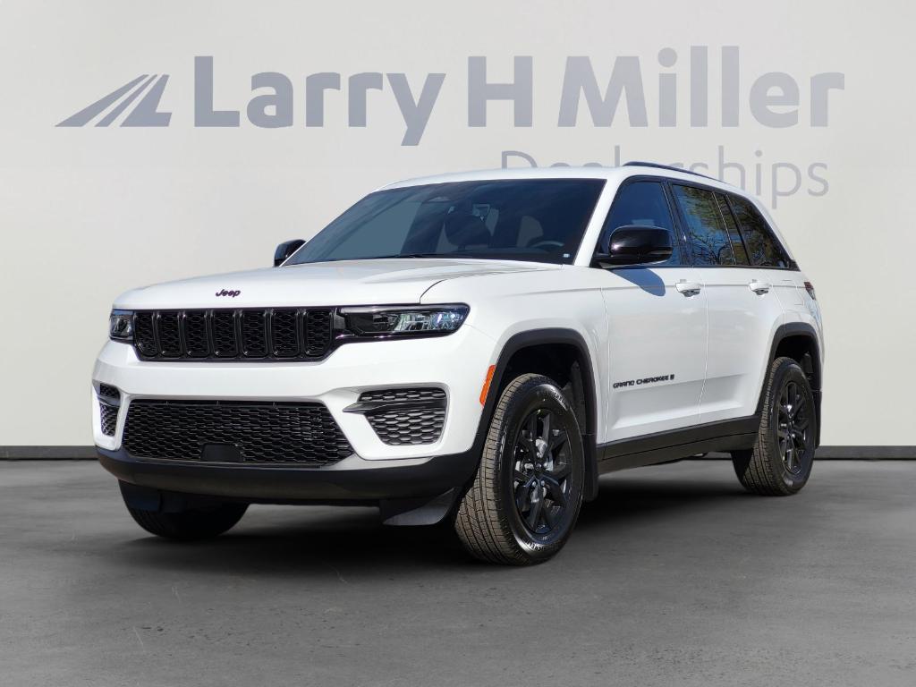 new 2025 Jeep Grand Cherokee car, priced at $42,601